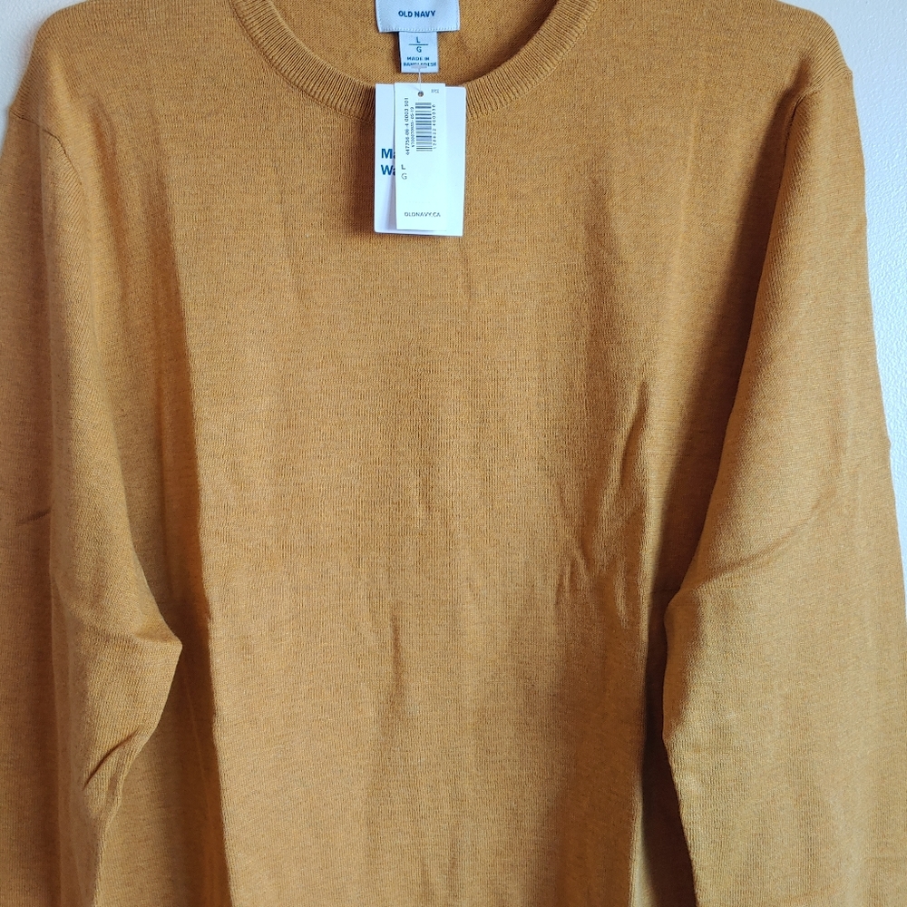 Sweater - Picture 1 of 5